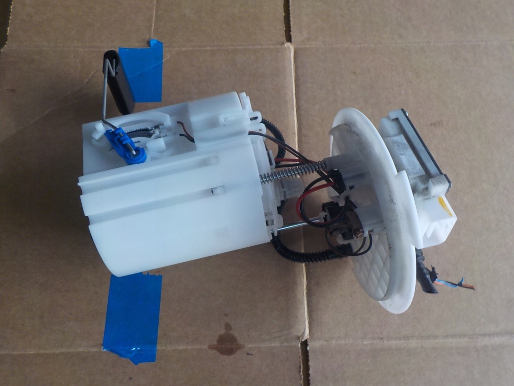 фото №1, Hyundai i30 n performacnce насос пального поплавок 17-