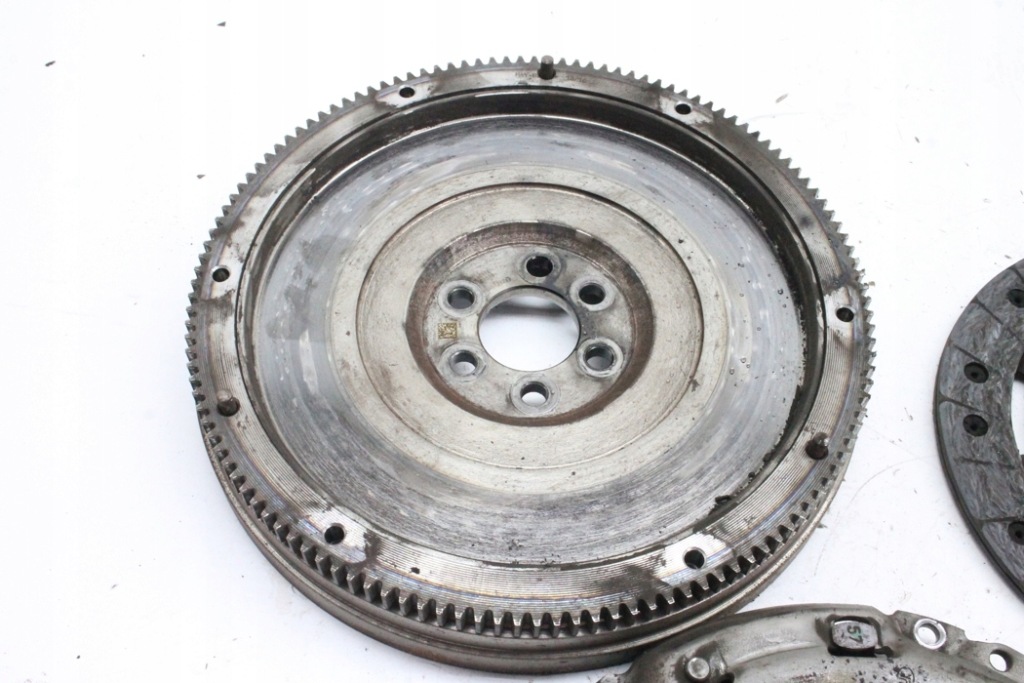 фото №12, Комплект зчеплення vw passat variant b8 3g5 04l141015d 1.6l дизель 88kw