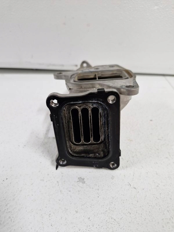 фото №6, Ypsilon 3 iii panda iii 1.0 mild hybrid радіатор радіатор вихлопних газів egr