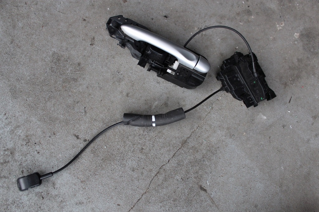 фото №1, Renault grand scenic iii замок дверь левый задняя ручка