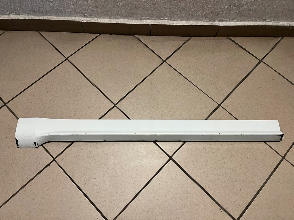 фото №1, Vw sharan ii 2 11- молдинг дверь правая задняя задняя