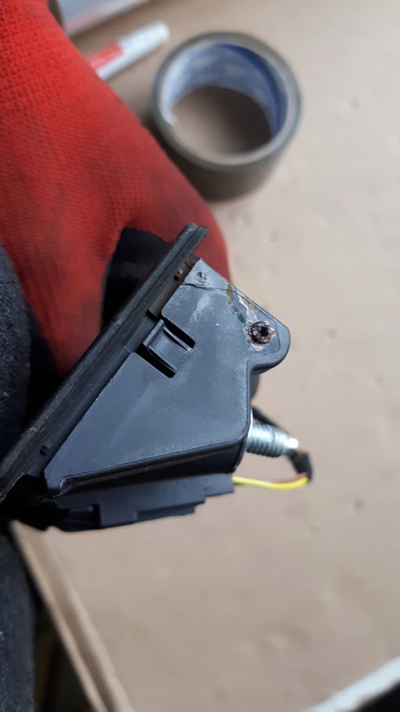 фото №5, A4 b8 s4 микровыключатель открывания крышки задняя sedan