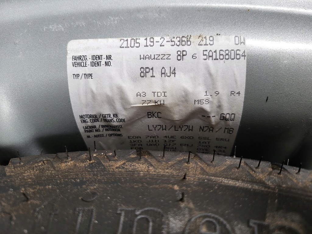 фото №9, Audi a3 8p 05r капот кришка двигуна ly7w