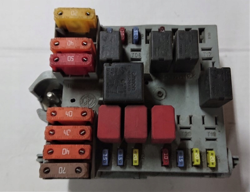 фото №1, Коробка запобіжників alfa romeo 50508214