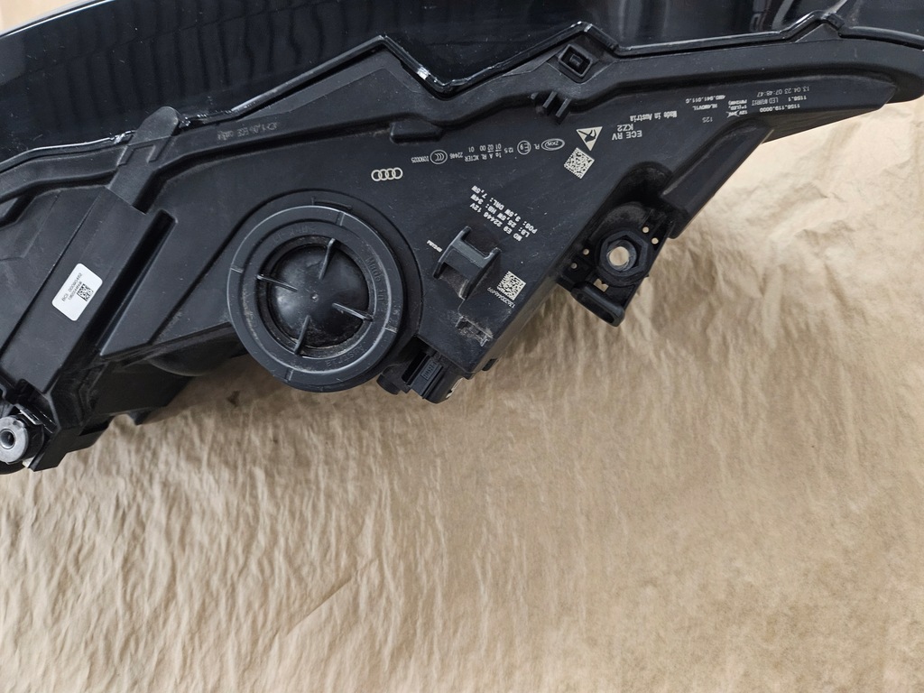 фото №13, Audi q7 4m 2022 лампы передние