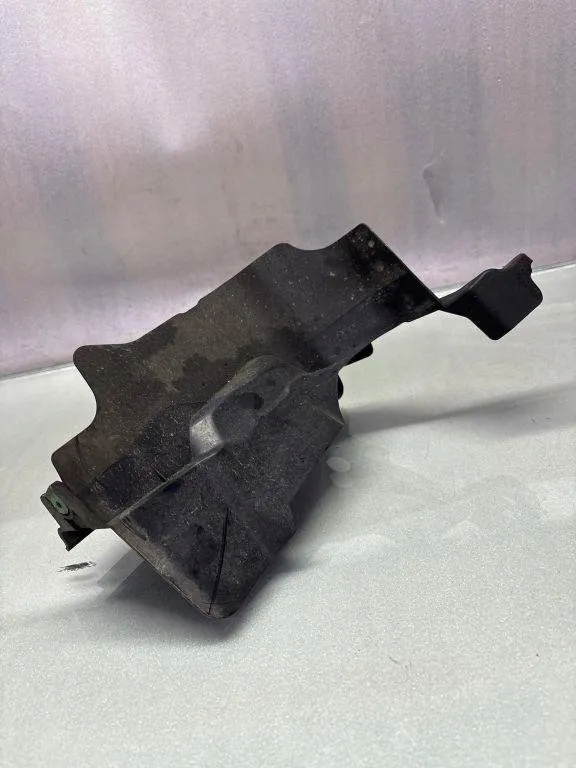 Купить Запчасти кузов volvo 31497881 1.5l 2020