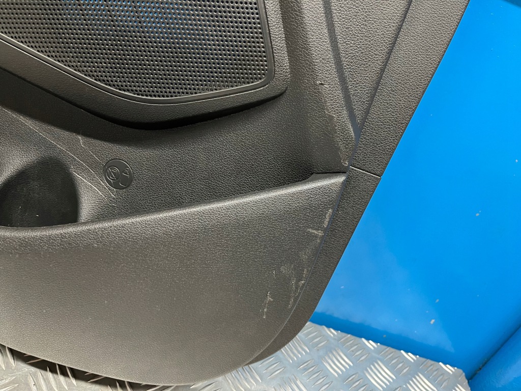 фото №11, Hyundai tucson iii обивка дверь левый перед