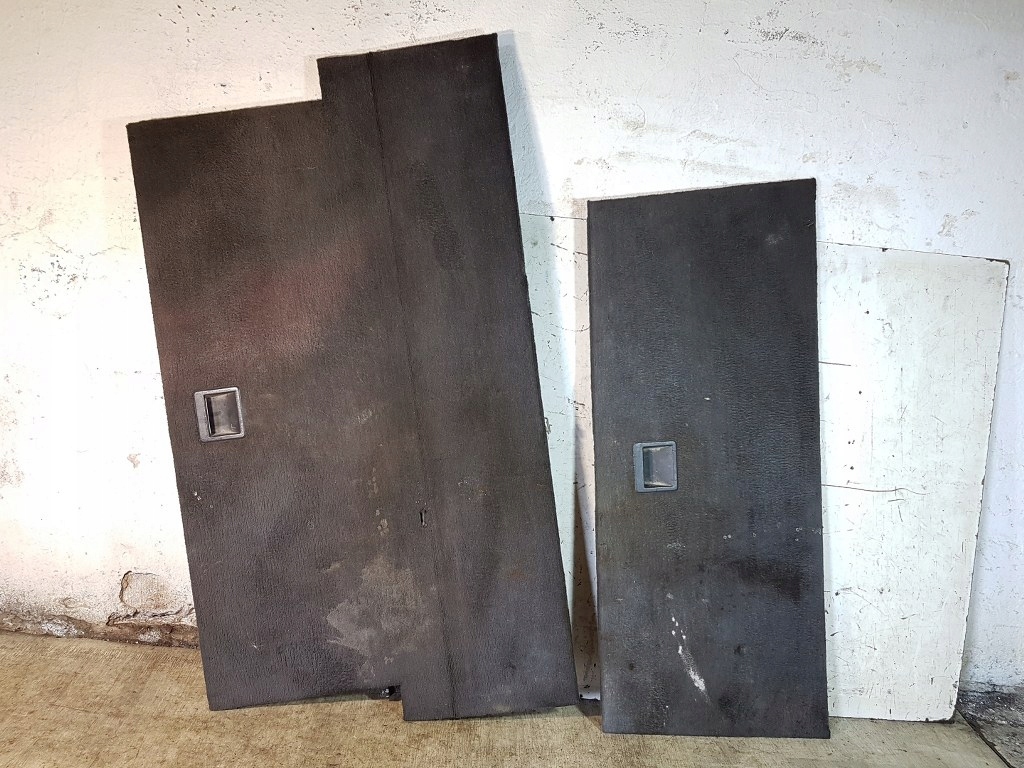 фото №1, Коврик пол багажника комплект volvo 850 kombi