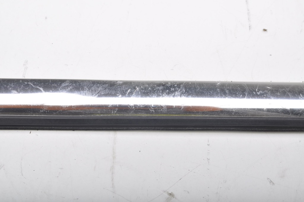 фото №8, Audi a4 b9 молдинг хром декоративна правий перед