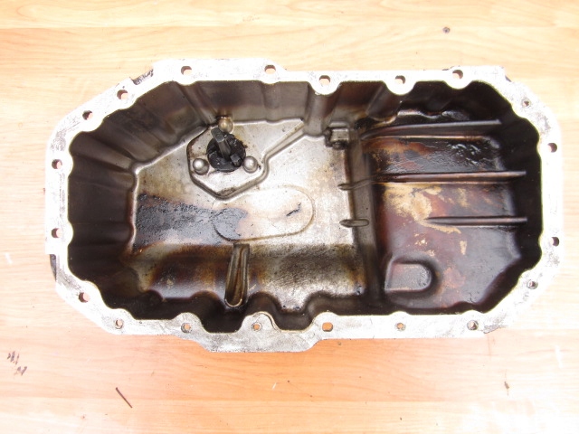 Vw skoda seat 1.4 1.6 fsi blp blf піддон масляна 03c103603t в Україні