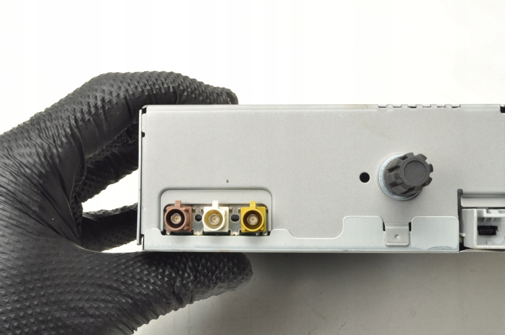 Renault zoe радио навигация 281159700r в Украине