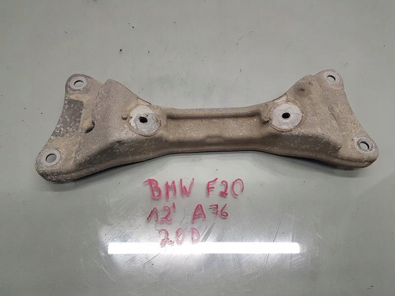 фото №1, Кронштейн коробки bmw f20 2.0 d 6796607