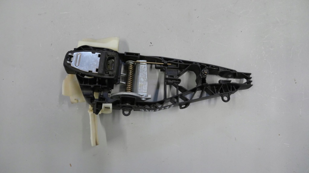Купить Bmw x6 f16 кронштейн основание ручка правый перед 7401212 7340376