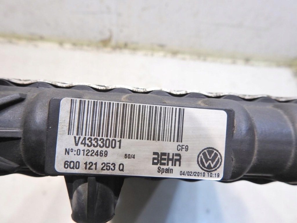 Радиатор воды skoda fabia 2 1.9 tdi 6q0121253q v4333001 Недорого