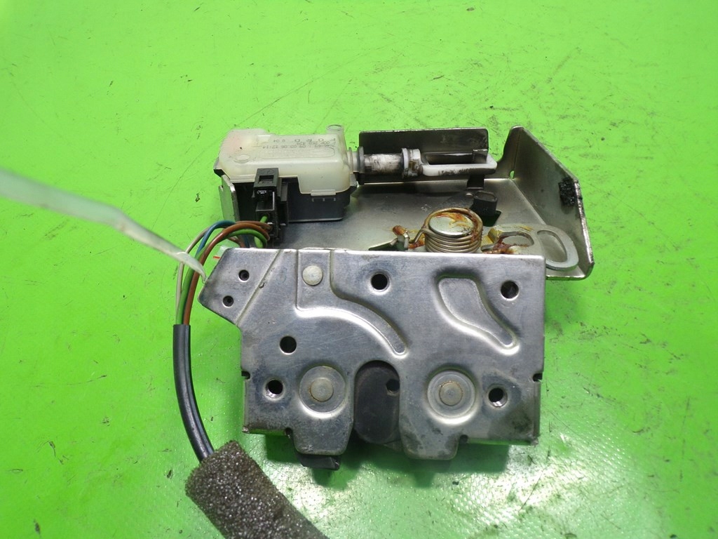 фото №5, Ford mondeo mk3 замок задній кришки багажника 2s7143102ac