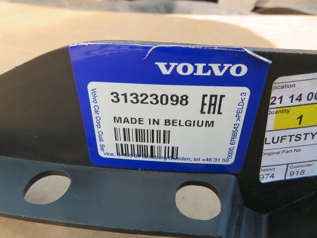 фото №10, Volvo v40 xc40 спойлер накладка бампер перед