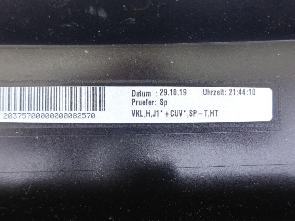 фото №11, Porsche taycan 9j1 бампер задня