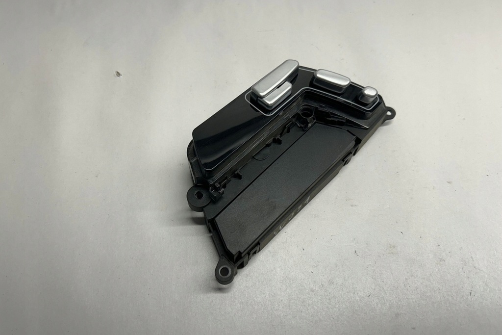 фото №8, Кнопки управление lewego сиденье mercedes-benz s w221 a2218706651 3.0l