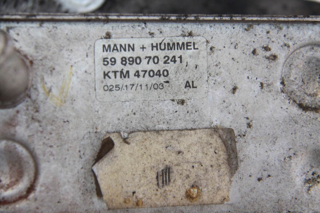 Opel vectra c1.9 cdti основа корпус фільтра оливи радіатор 5989070241 Оригінал