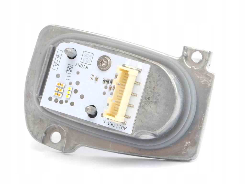 фото №5, Модуль світла led drl правий світла денного matrix audi a3 8v 17+