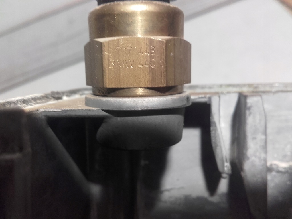 фото №6, Bmw 8 e31 вентиляція коробка електричний