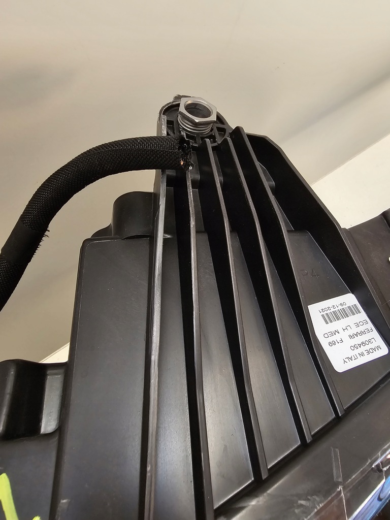 фото №11, Ferrari roma f169 лампа левая перед 934859 .