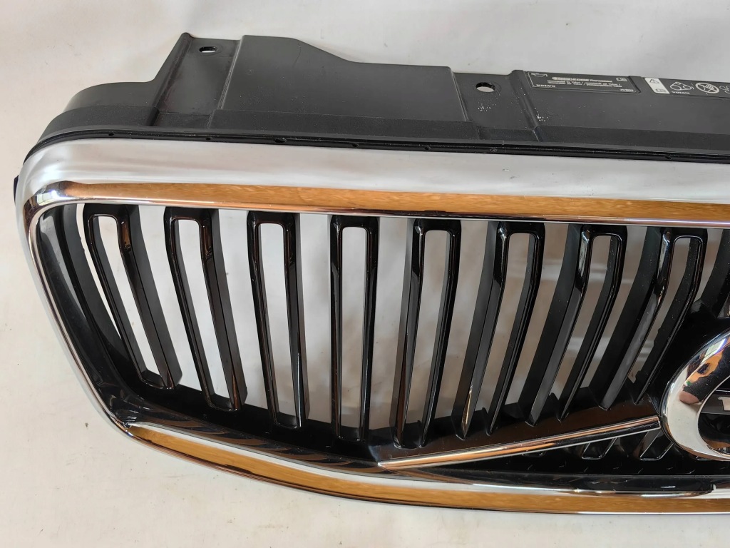 фото №3, Volvo xc90 ii- решётка радиатора, решётка радиатора радиатора cała