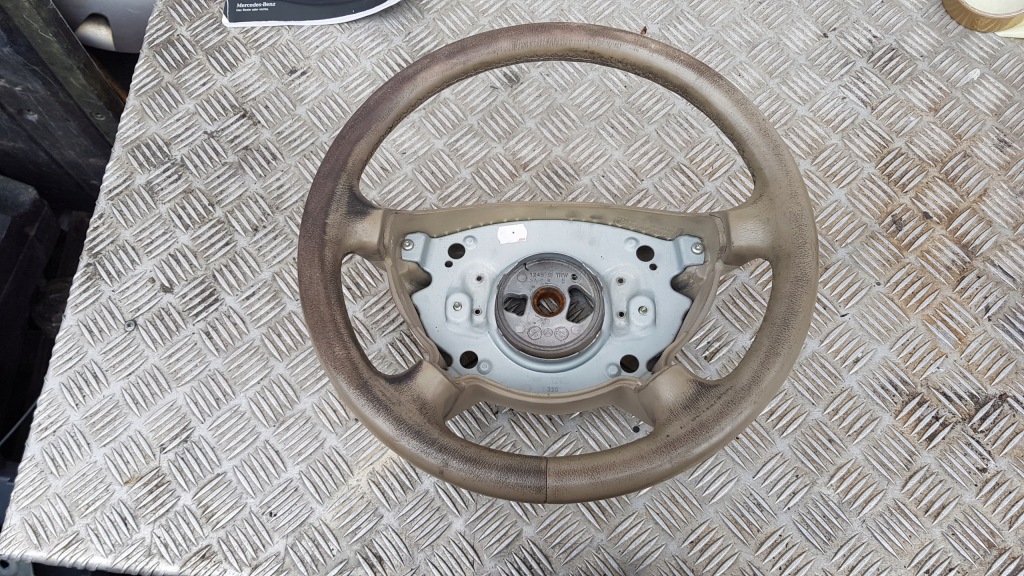 фото №2, Mercedes w163 ml воздуховод кожаный