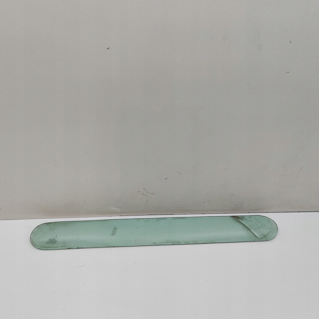 фото №2, Land rover defender 2005 стекло задняя