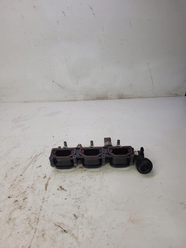 фото №1, Коллектор всасывающий audi s4 s5 a6 3.0 tfsi 06e133109ab