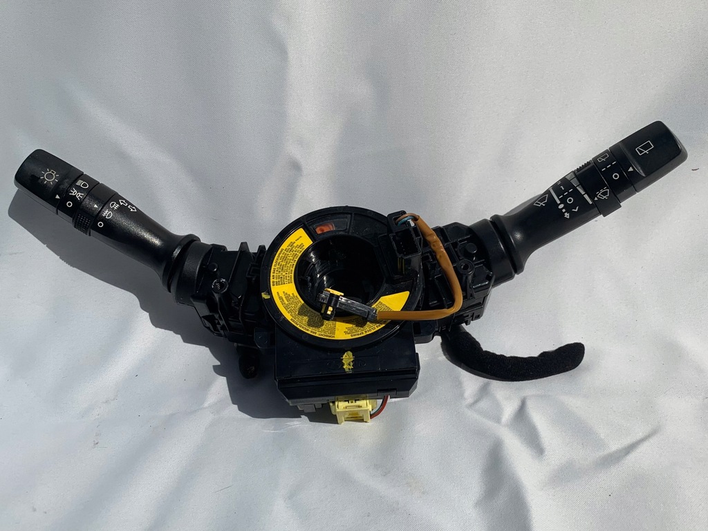 фото №1, Hyundai ix35 - переключатель комбинированный с лента