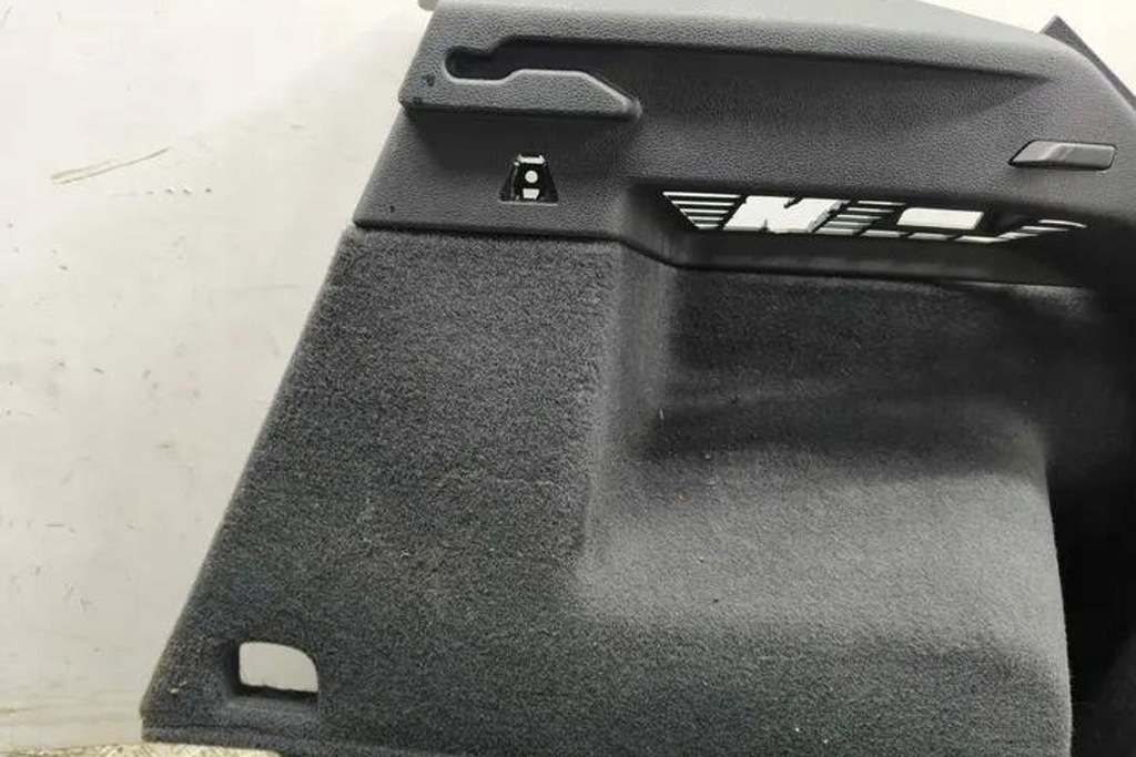 фото №7, Правая обивка багажника audi q3 f3 83a863880d 1.5l бензиновый 110kw 2019