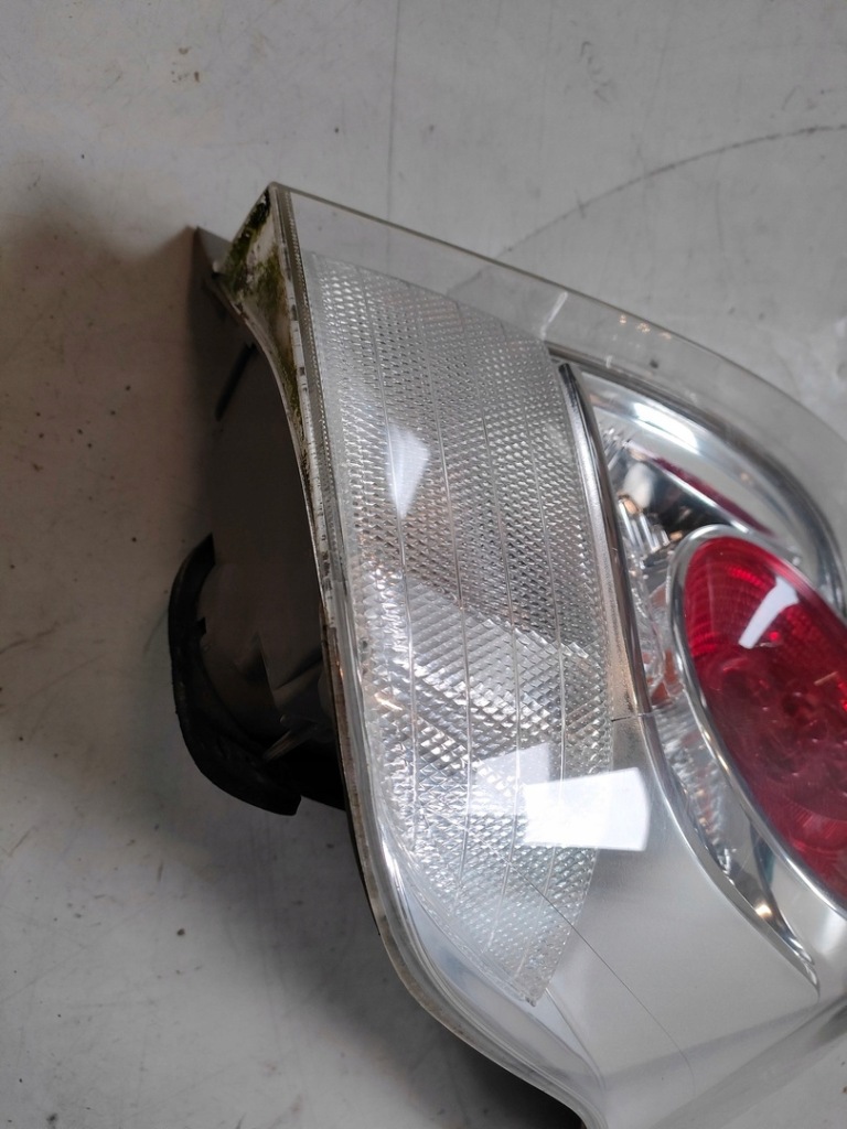 фото №3, Toyota verso lift лампа правий задня