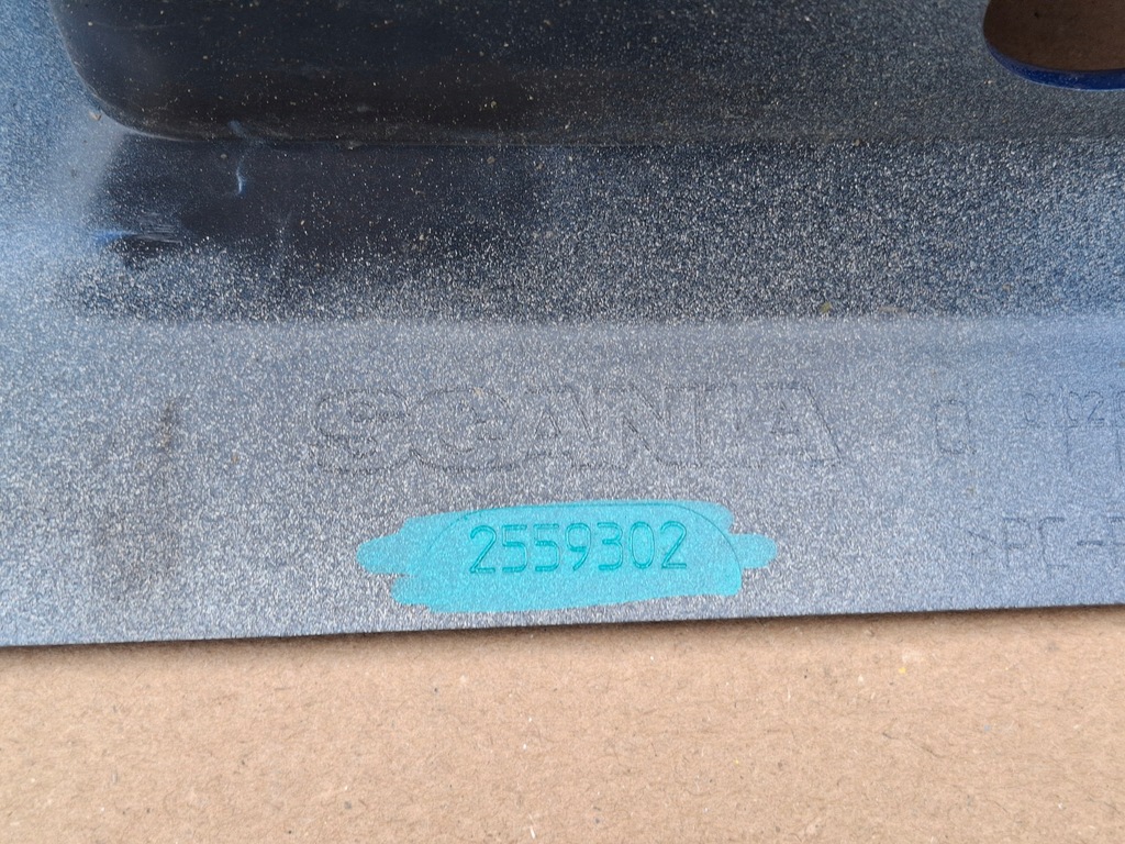 фото №12, Scania r s подножка правая ниша корпус порог оригинал 2559302