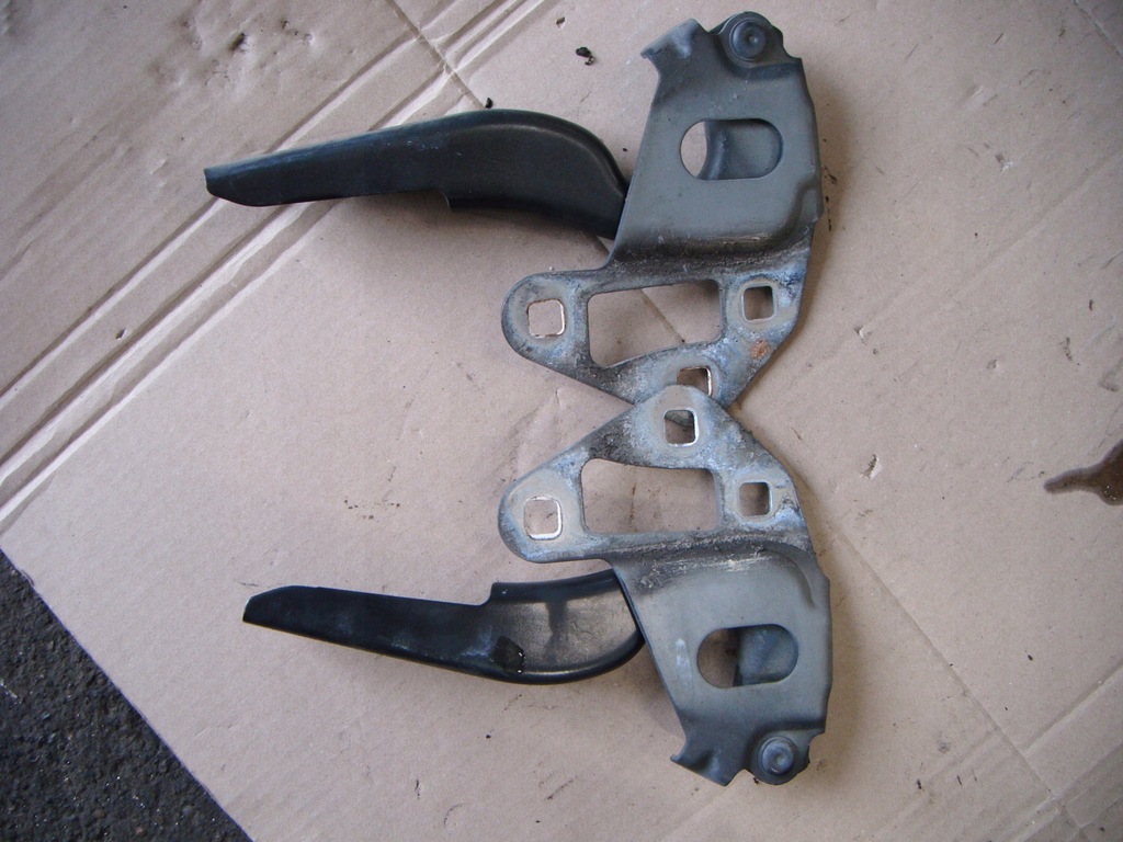 фото №1, Fiat croma 05-11 петля капот комплект