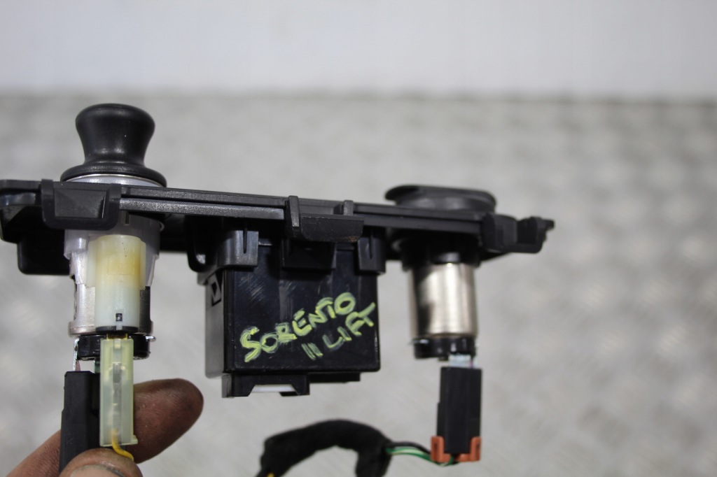 фото №4, Разъём прикуривателя usb aux kia sorento ii lift