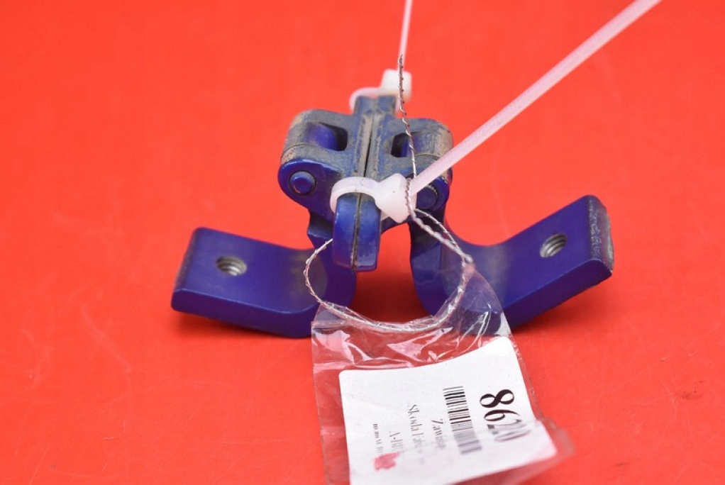 фото №5, Петля петлі кришки skoda fabia 2 ii 5d hb 07-10