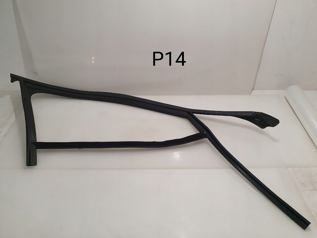 фото №1, A6 c7 молдинг стекло дверь прокладка рамка дверь левый перед 4g0837440