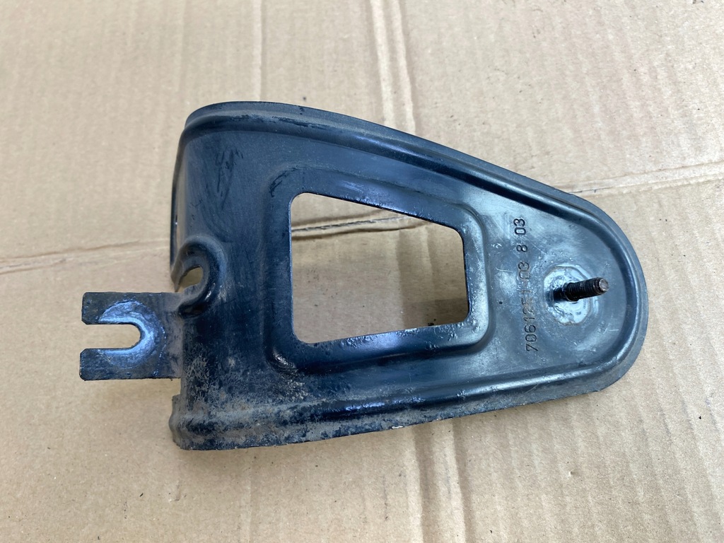 фото №9, Bmw 5 e60 e61 кронштейн бампера левый задняя