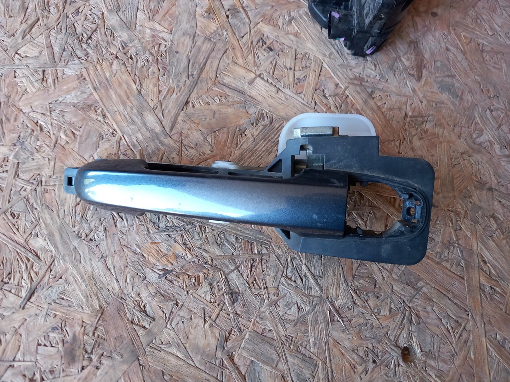 фото №1, 5k ручка лівий перед зовнішня kia ceed i lift 06