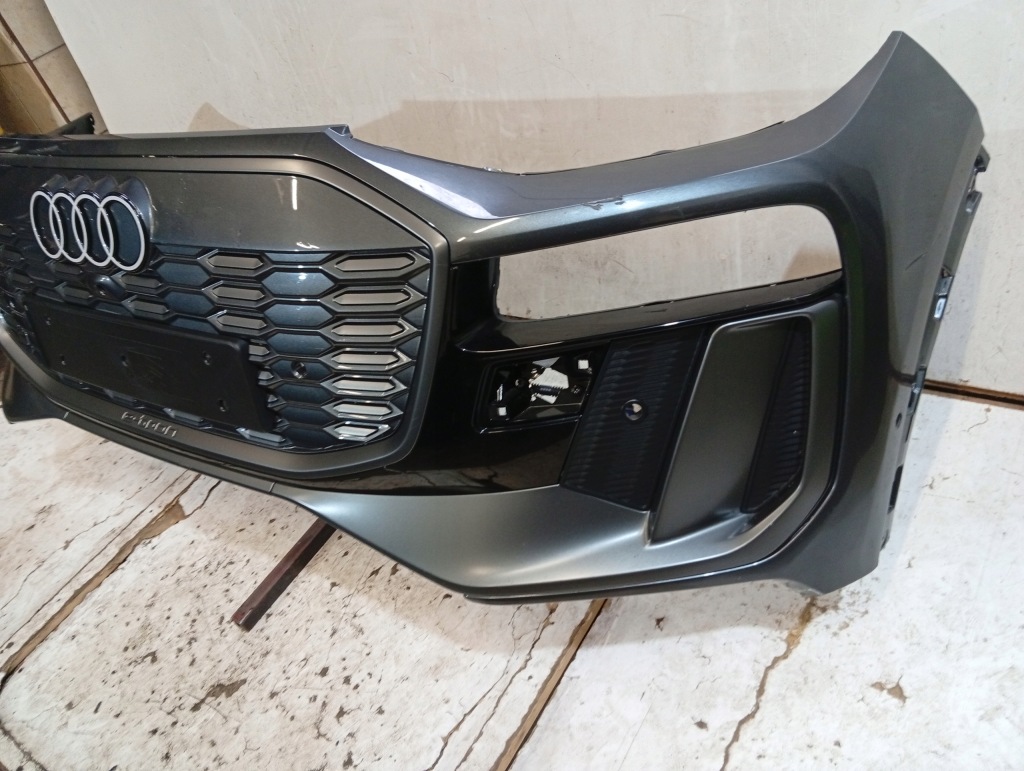 Бампер решётка  audi q6 e-tron 85h перед Недорого