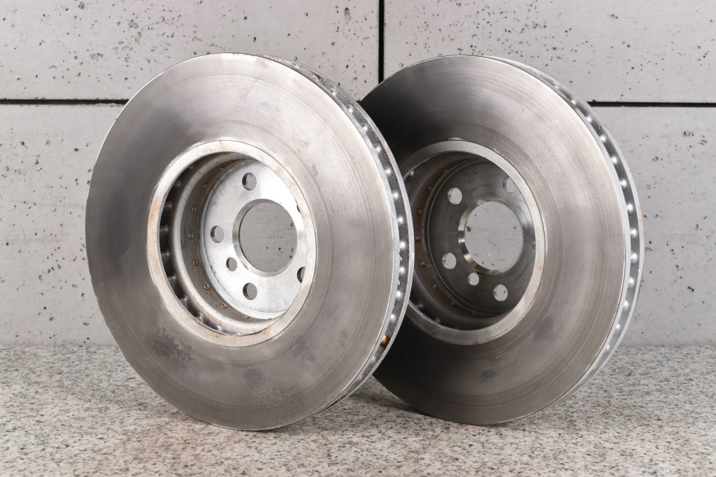 Bmw ix i20 тормоза тормозные диски диск суппорты передние суппорт m-sport 11km! Цена