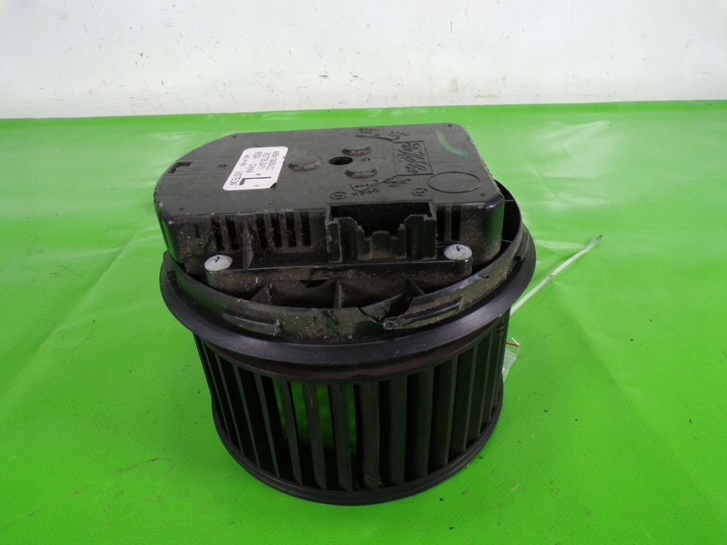 фото №5, Volvo v50 вентилятор воздуходувка обдув 4m5h18456cc