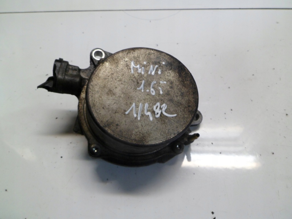 Купити Peugeot 1.6t thp насос вакуум