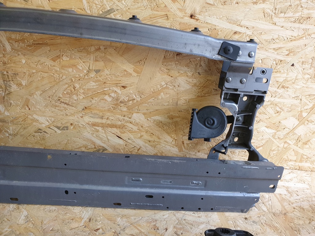 фото №3, Jaguar f pace pas передний балка накладки на фары