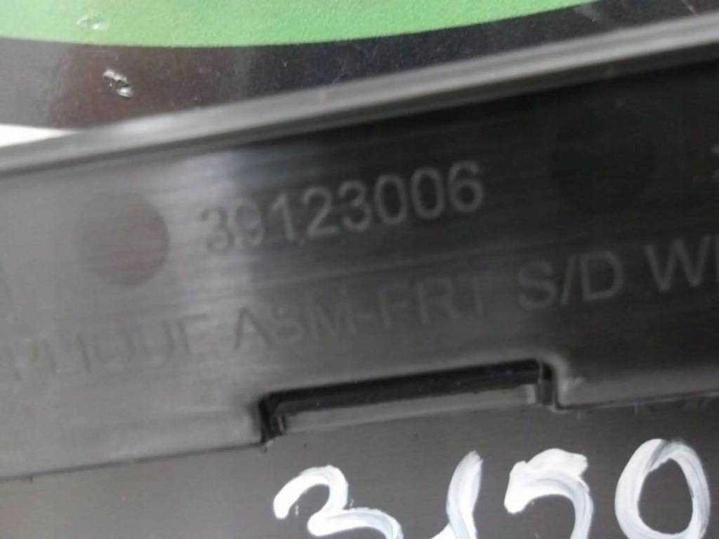 фото №2, Opel crossland x 2017 защита стойка дверь правый перед