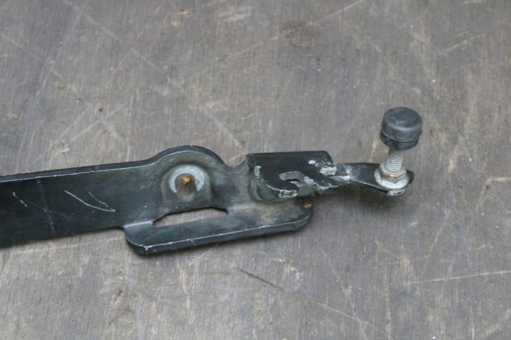 фото №7, Mercedes w220 петля кришки багажника правий