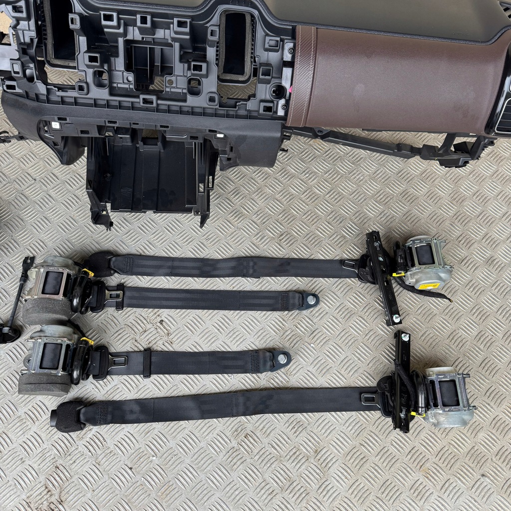 фото №6, Приборная панель комплектная подушка безопасности консоль ремни приборная панель c5 aircross 2019 rok