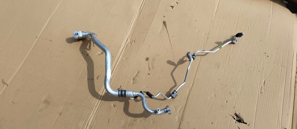 фото №1, Шланг пабтрубок  трубка кондиционера renault clio v 924400929r