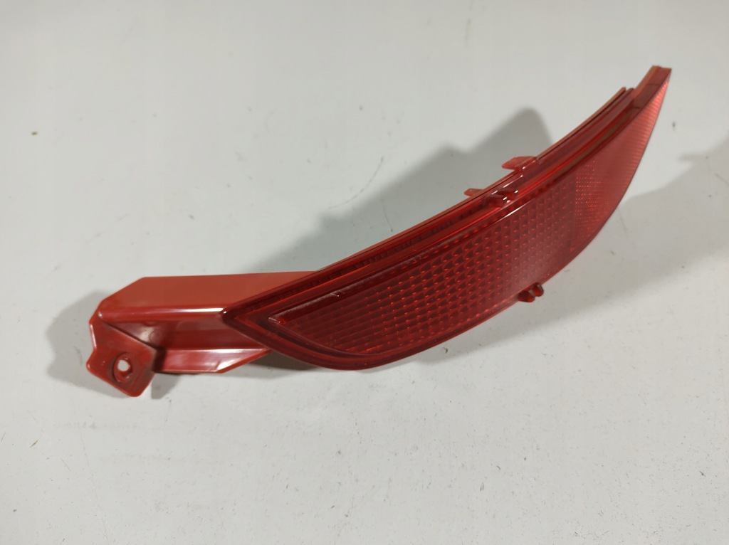 фото №4, Ford fiesta mk7 16r- отражатель свет przciwmgielne